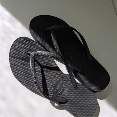 Tongs Havaianas à plateforme noires