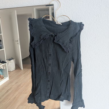 Bluse mit Claudine-Kragen