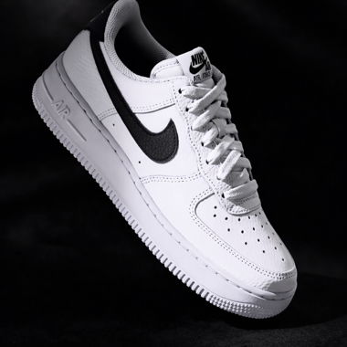Nike Air Force 1 ’07 Sneaker low weiss/schwarz