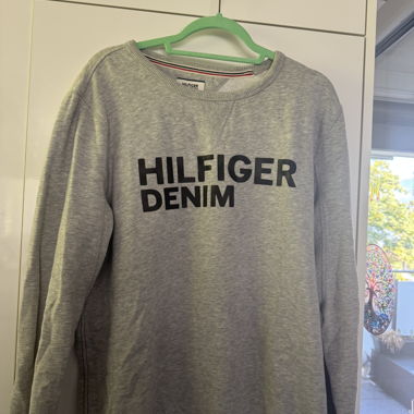 Tommy Hilfiger