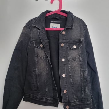 Schwarze Jeansjacke