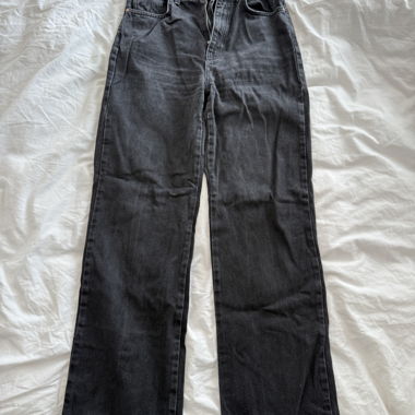 Jeans neri larghi