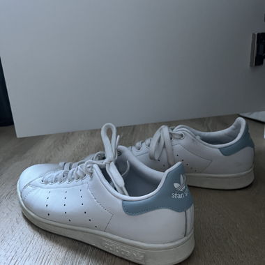 Adidas Sneaker