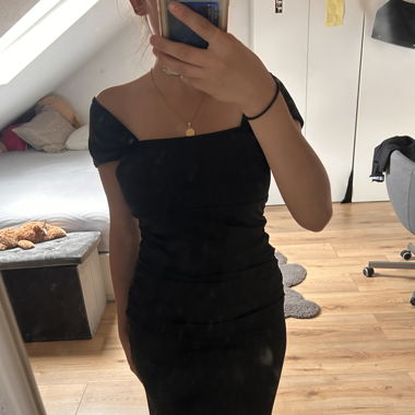 Long elastic dress
