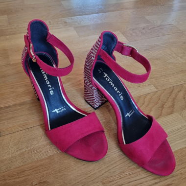 Tamaris Sandaletten rot