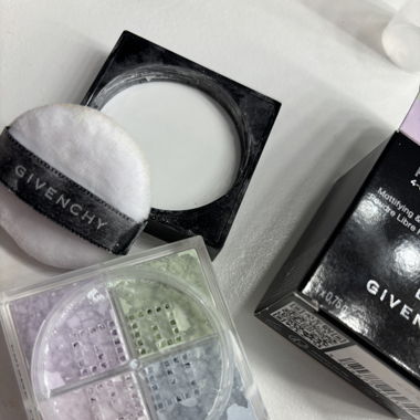 Givenchy Puder
