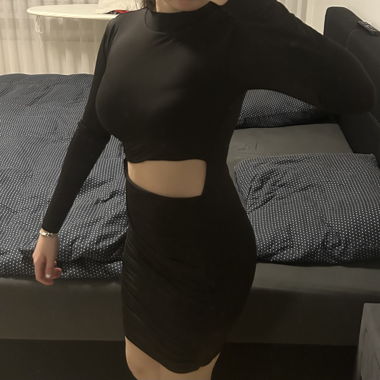 Schwarzes Enges Langarm Kleid