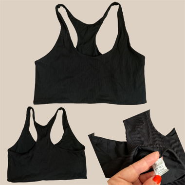 Top bikini nero a coste PURA Clothing