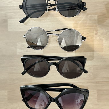 Set di 4 occhiali da sole