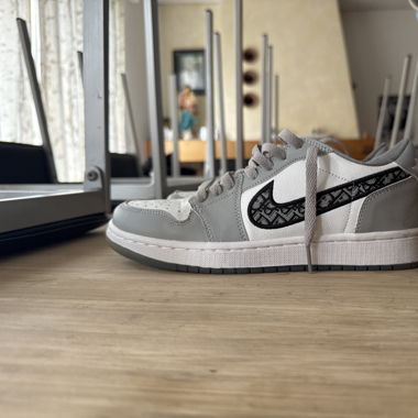 Nike dior replicas