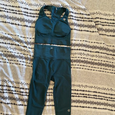 Ensemble legging/brassière Oceansapart vert