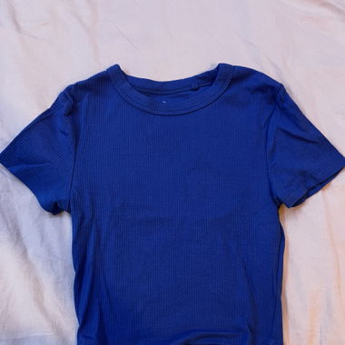 T-shirt bleu 
