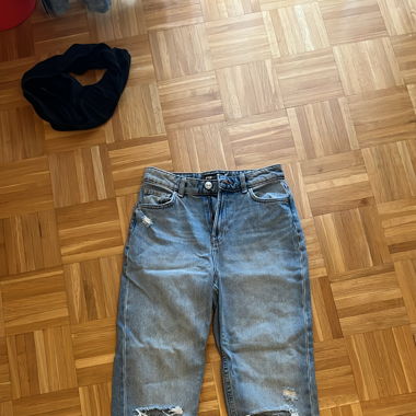 jeans mom