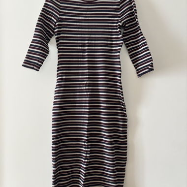 Robe midi côtelée à rayures