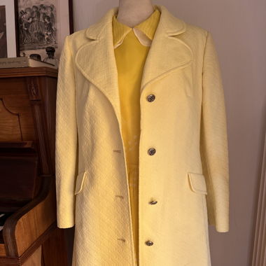 Manteau vintage fait pour mariage