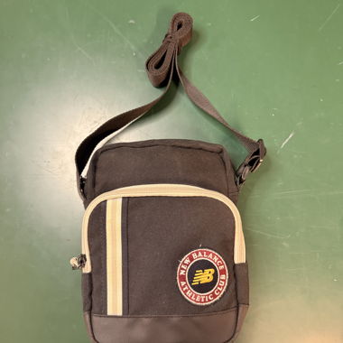New Balance small shoulder bag