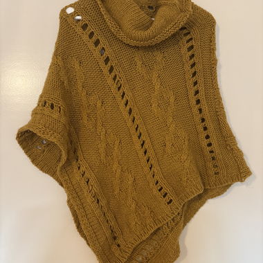 Poncho color senape (Alpaca/Lana/Poliacrilico)