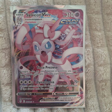 Carta Pokémon Sylveon VMAX
