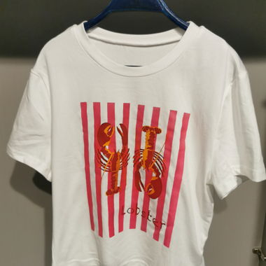 White Graphic T-Shirt Size M
