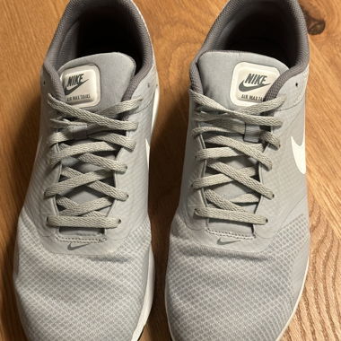 Nike Air Max Tavas grau