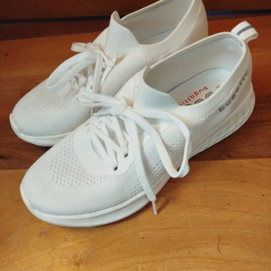 Neue Bugatti schuhe
