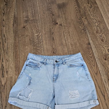 Ripped Jeans shorts