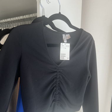 Langarmiges Croptop mit Rüsch-Funktion
