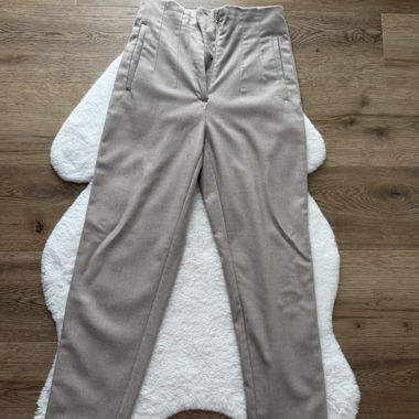 Pantaloni beige Zara Gr. 36