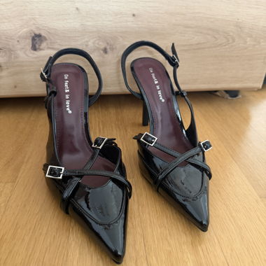 Black patent strappy high heel pumps