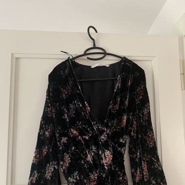 Blouse cache cœur velours à fleurs Zara S 