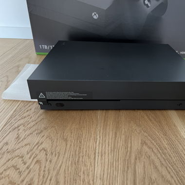 XBOX ONE - Console Xbox One X (1 TB)