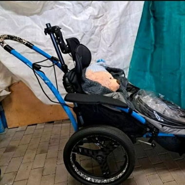 Rollstuhl /Hippocampe Strand/ Gelände/ RehaBuggy
