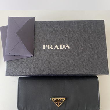 Portafoglio Prada