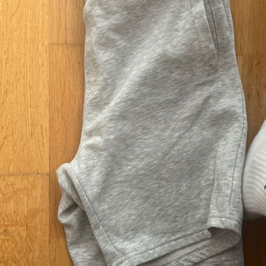 Short Grey Jogging Pants