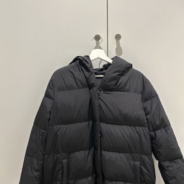 Piumino nero con cappuccio di Ralph Lauren 
