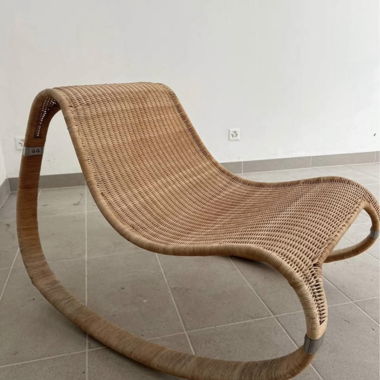 Lettino in rattan