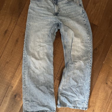 Blue baggy jeans
