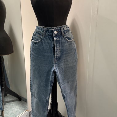 High Waist Mom Jeans in Hellblau