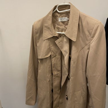 Trench coat