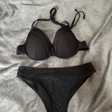 Two-piece black bikini