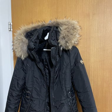 Winterjacke mit Fellkapuze