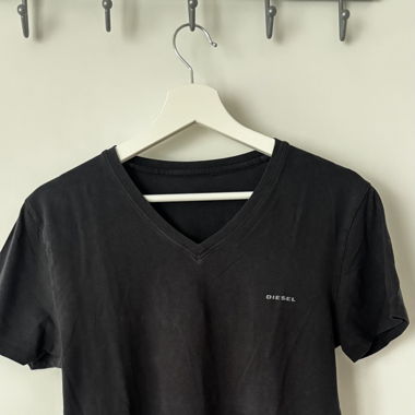 Schwarzes Disel Tshirt 