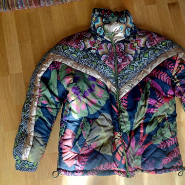 Bunte Daunenjacke M