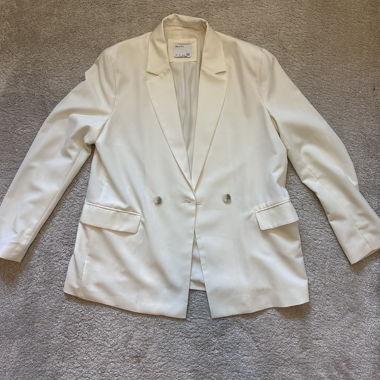 Blazer crema Bershka