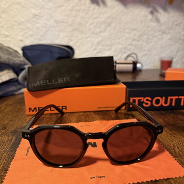 Lunette de soleil Meller 