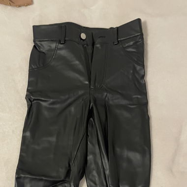 5 schwarze hosen