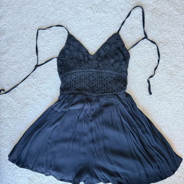 A&F - Schwarzer Spitzen-Overall