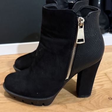 Ankle boots