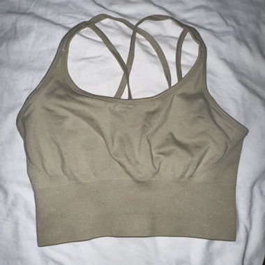 Reggiseno sportivo Teveo con pantaloncini abbinati