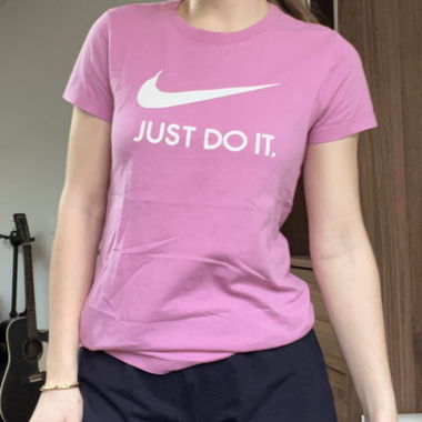 Pink Nike T-Shirt "Just Do It"